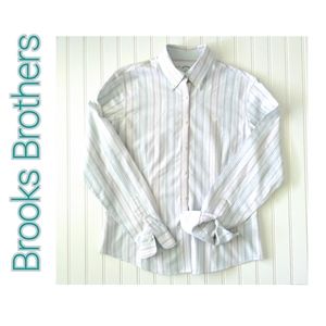 Brooks Brothers womens oxford style shirt 8 fitted